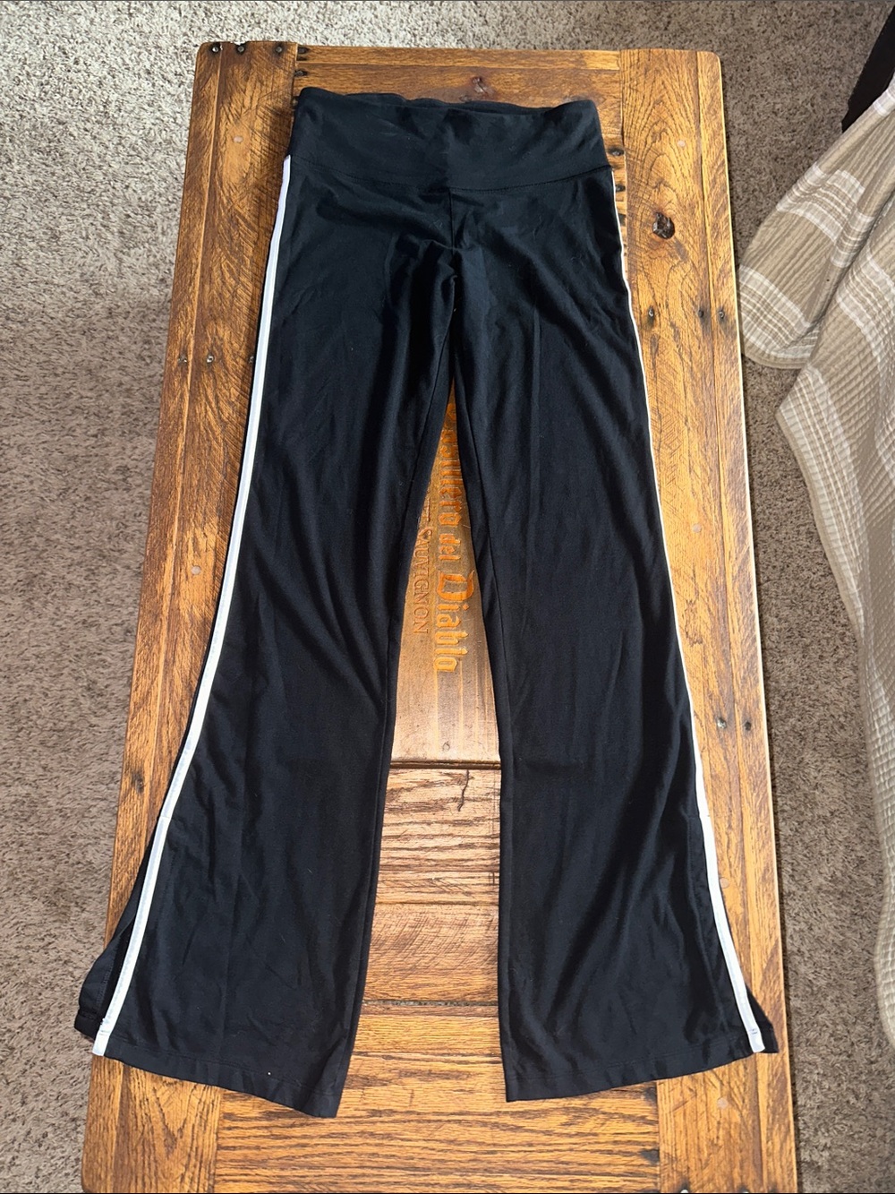 Victoria's Secret Slimming Flare Leggings
